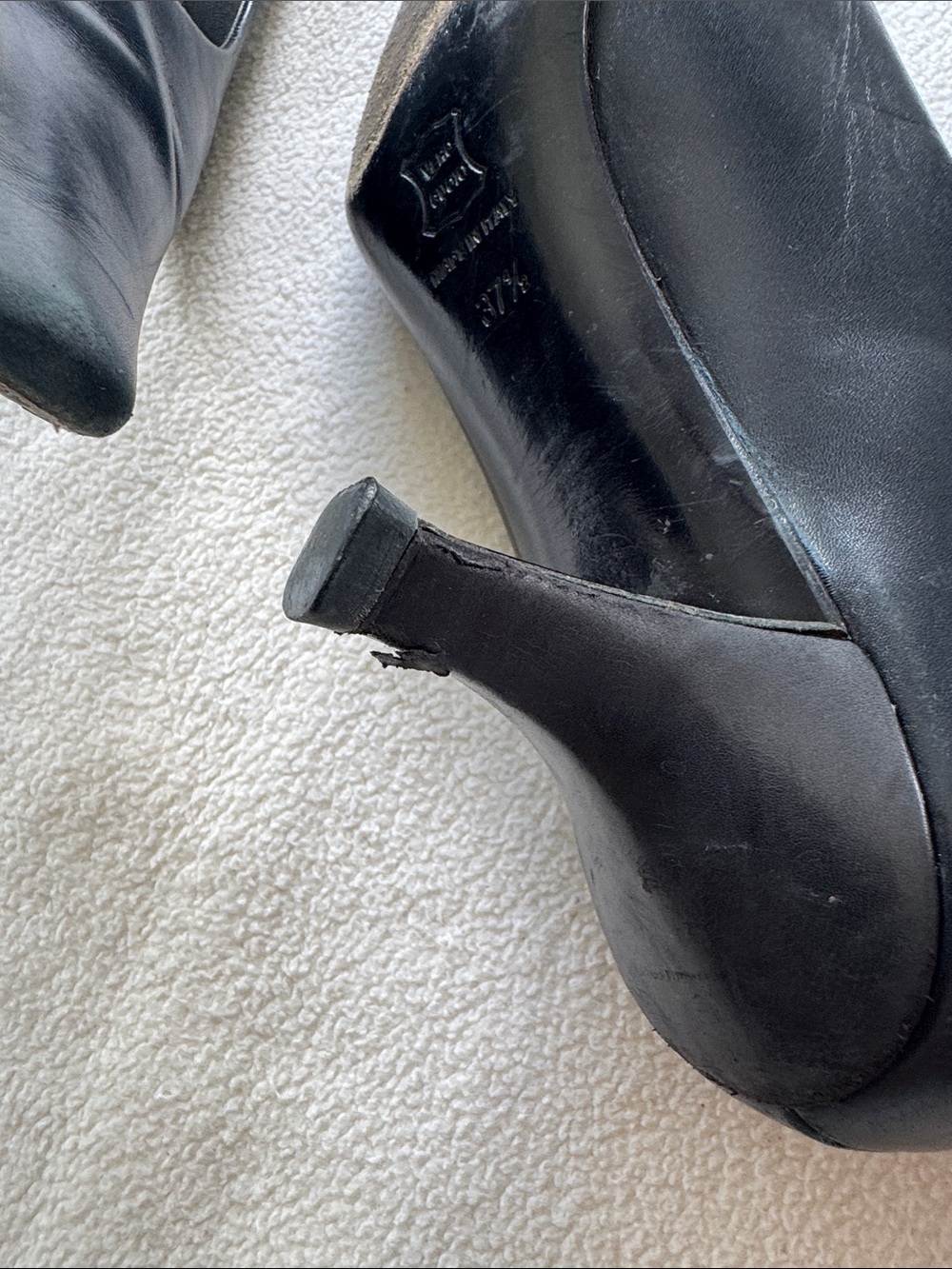 Jil Sander Navy Blue Leather Square-Toe Mid Heel Pumps - Picture 7 of 8